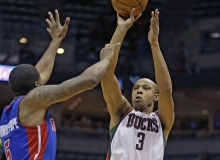 Caron Butler - Milwaukee Bucks Caron Butler - Milwaukee Bucks